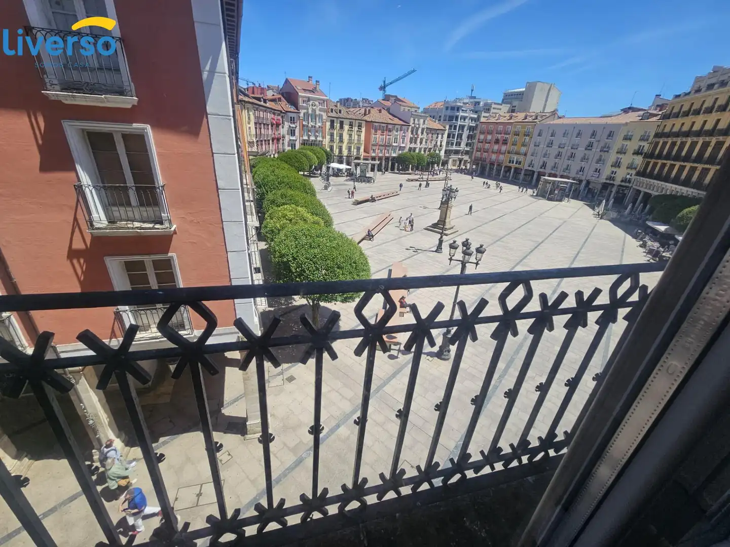 Vista exterior de Pis de lloguer en Burgos amb Calefacció, Parquet i Moblat