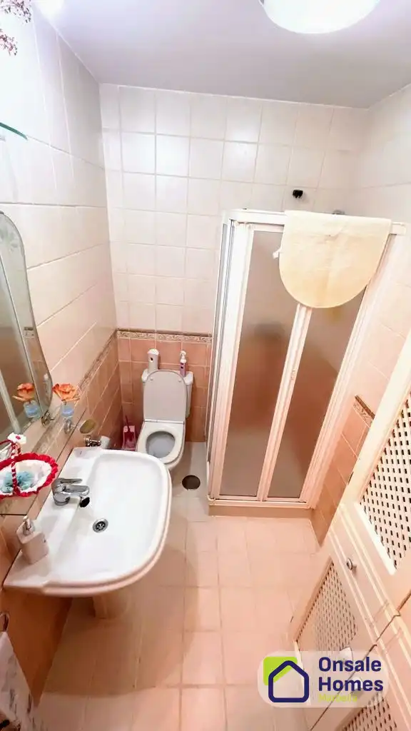 Bathroom of Flat for sale in Marbella Centro