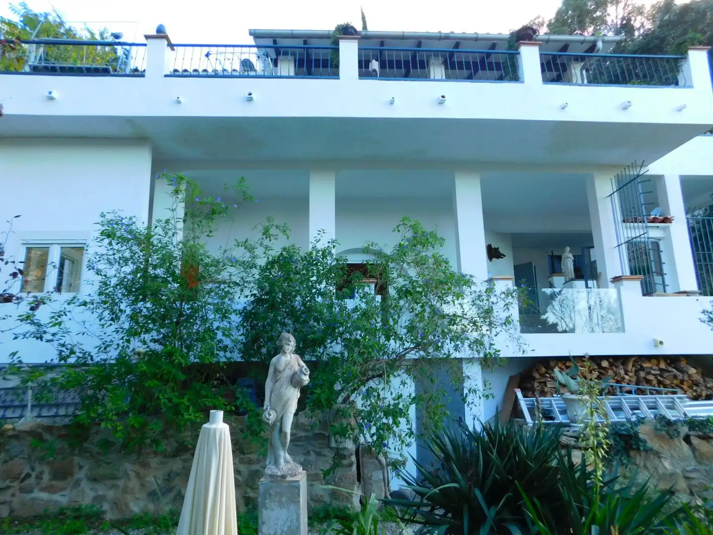 House with terrace for sale in Almadrava - Canyelles - Puig-Rom