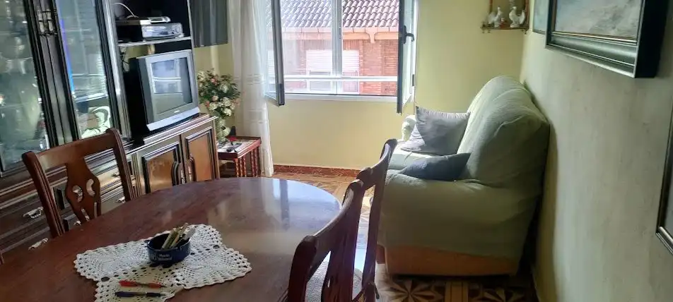 Sala d'estar de Pis en venda en Gijón  amb Calefacció i Terrassa