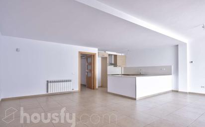 Sala d'estar de Planta baixa en venda en Premià de Mar amb Aire condicionat, Calefacció i Jardí privat