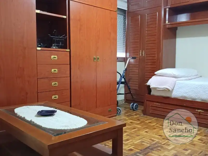 Habitación de Piso en venta en Valladolid con Calefacción