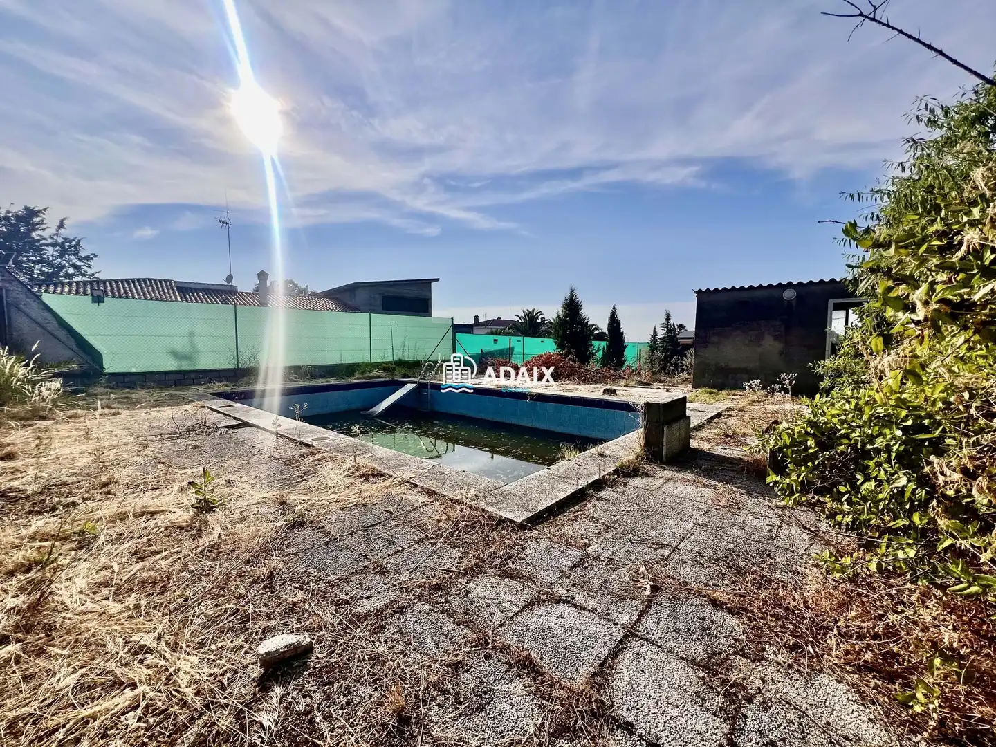 Swimming pool of Residential for sale in Malpartida de Cáceres