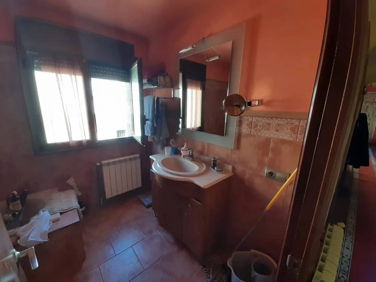 Bany de Casa o xalet en venda en Cervià de Les Garrigues amb Calefacció, Jardí privat i Traster