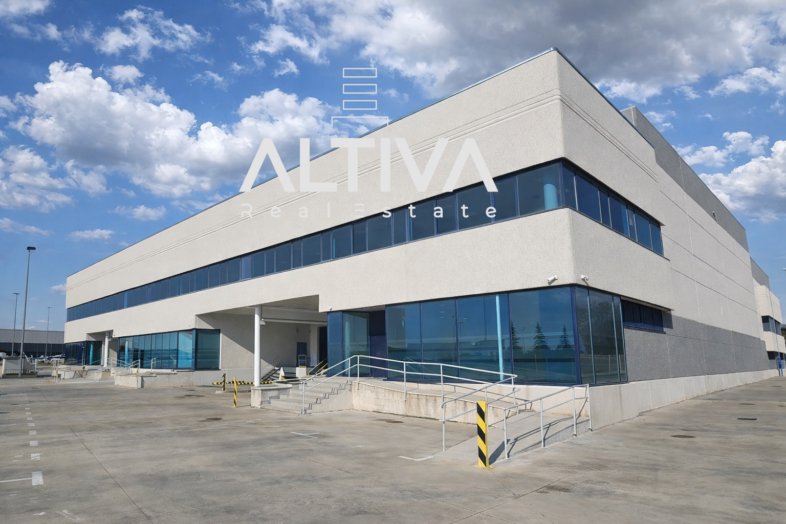 Industrial buildings to rent in Montserrat - Parque Empresarial