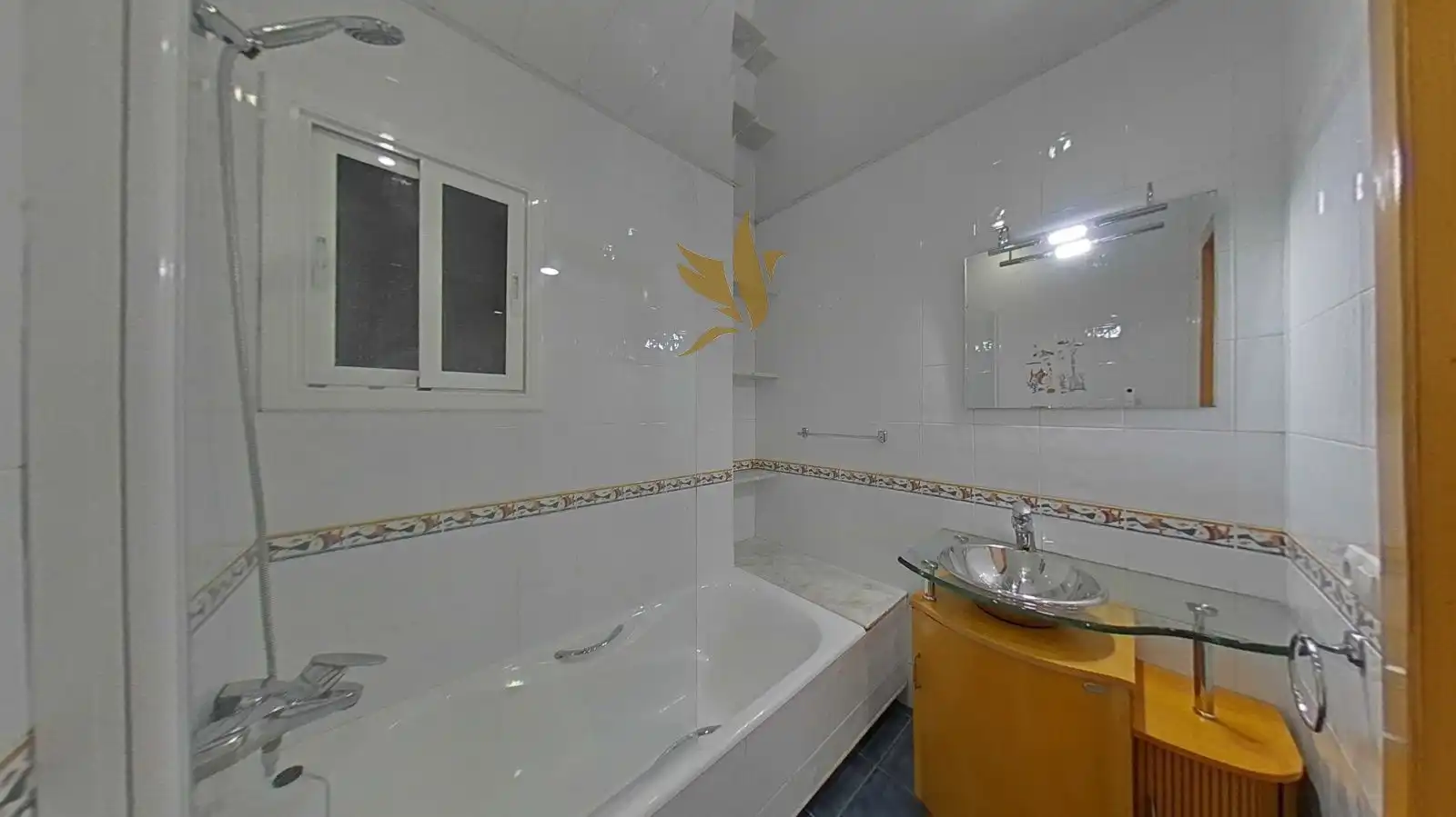 Badezimmer von Wohnung zum Verkauf in Badalona mit Terrasse