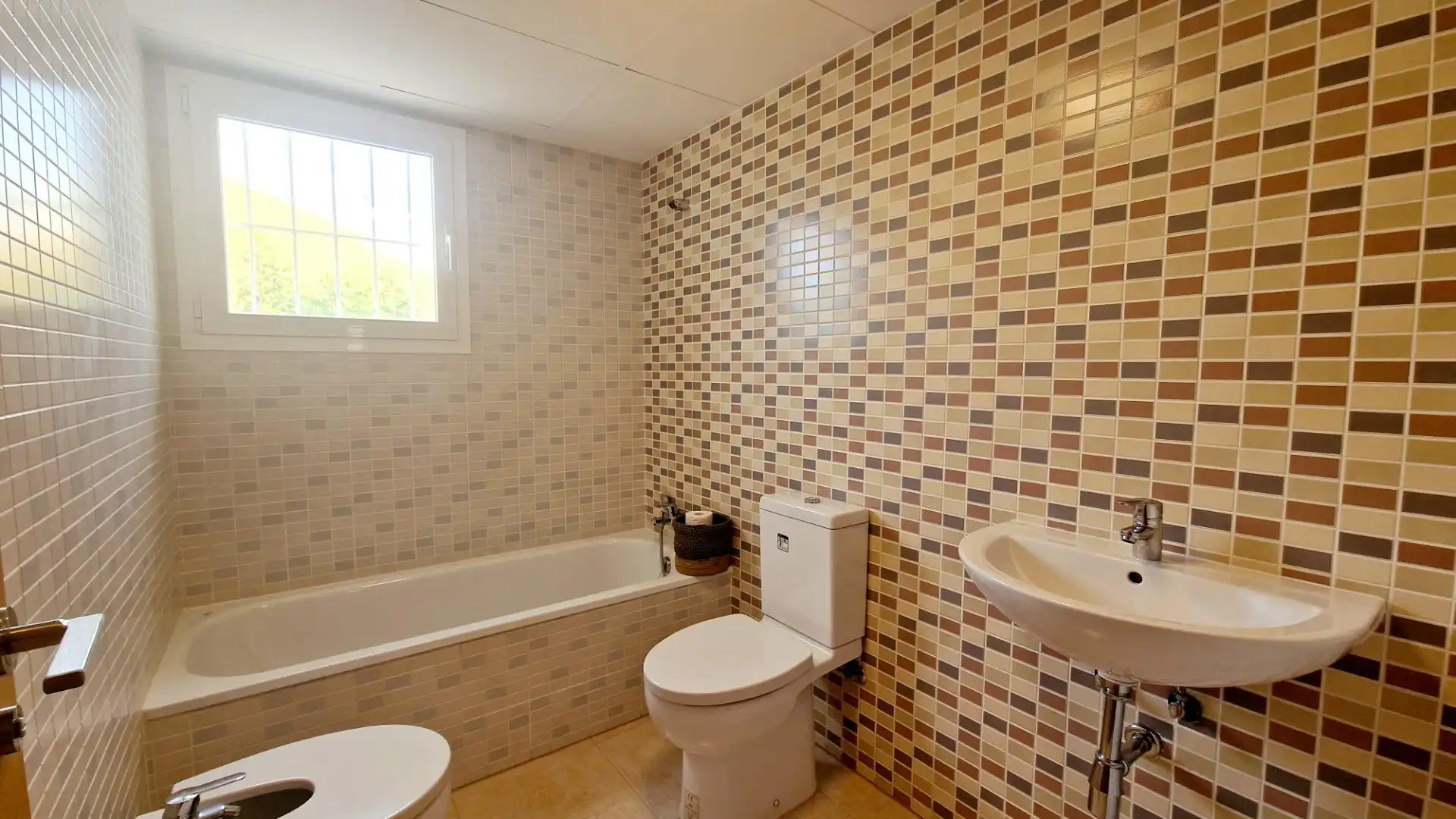 Badezimmer von Haus oder Chalet zum Verkauf in Lorca mit Privatgarten