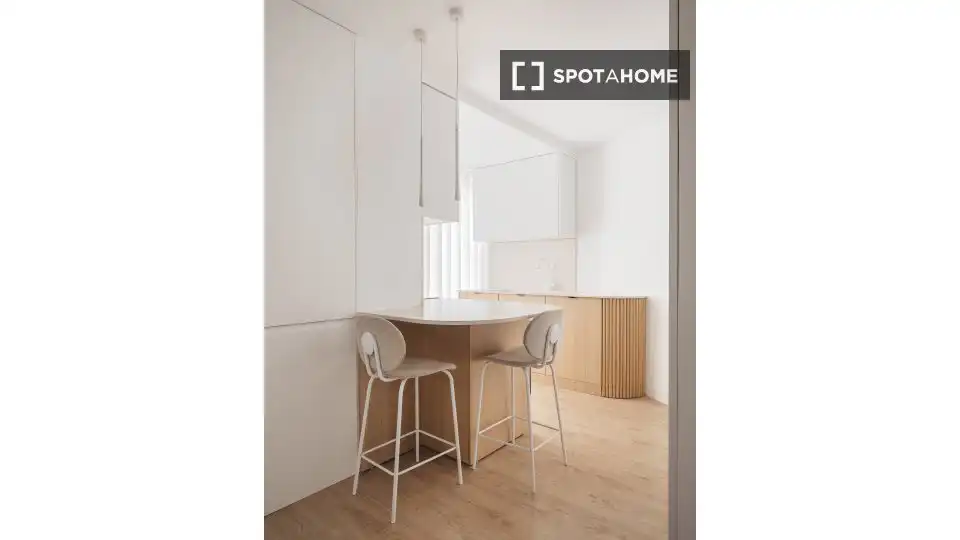 Piso con terraza en alquiler en L'Eixample, imagen 9