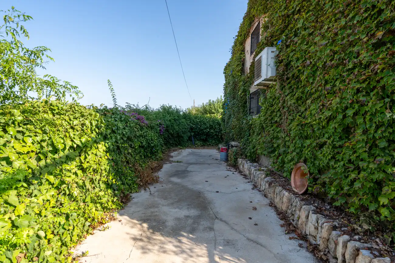 Terrassa de Finca rústica en venda en L'Aldea amb Jardí privat, Terrassa i Moblat