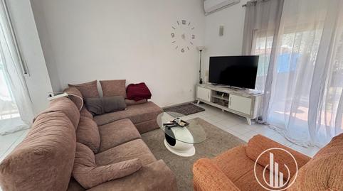 Foto 4 de Casa adosada en venda a Carrer de Besalú a Can Batlle, Besalú, Girona