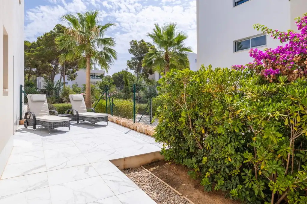 Terrassa de Apartament en venda en Calvià amb Aire condicionat, Calefacció i Jardí privat