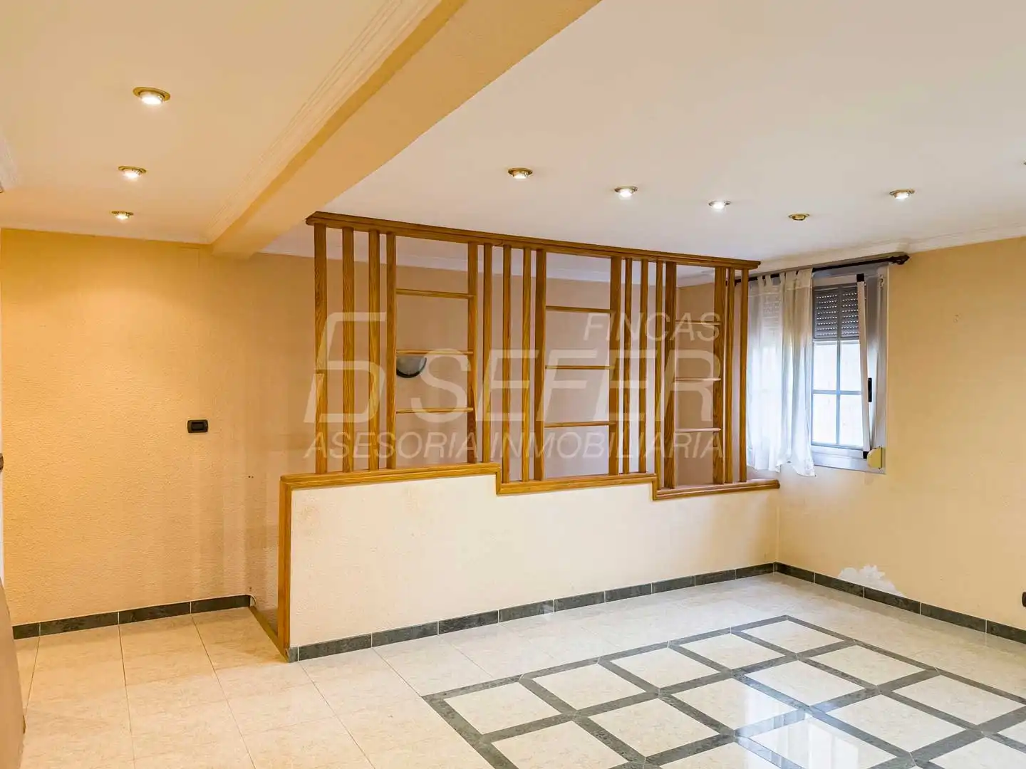 Flat for sale in Vila-real  with TV