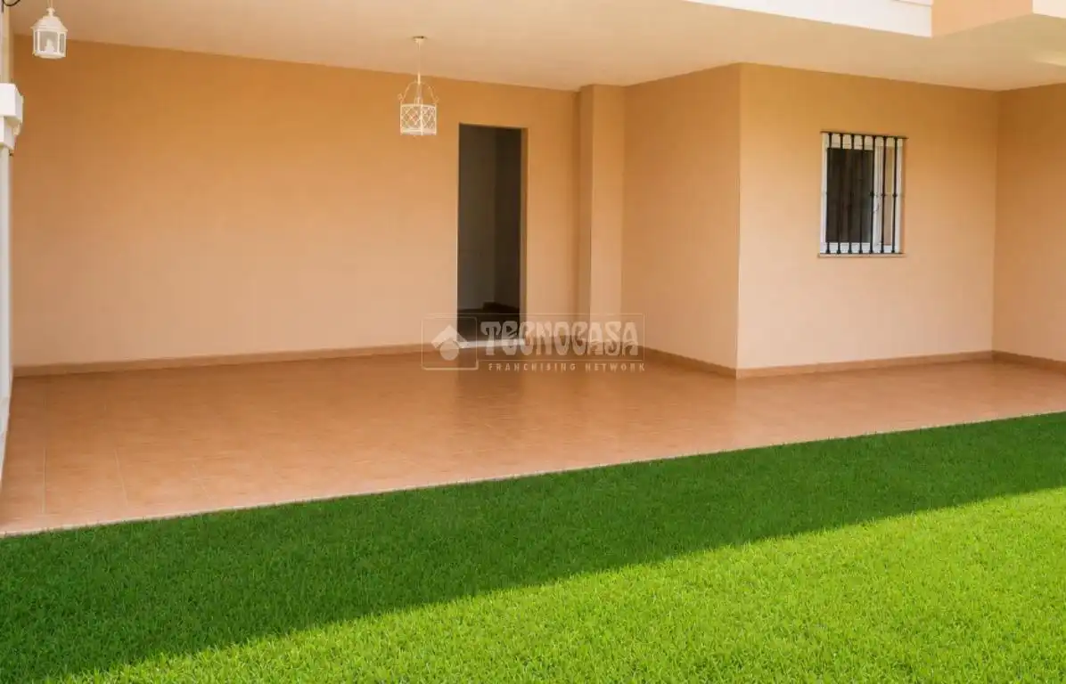 Terraza de Casa adosada en venta en Rincón de la Victoria