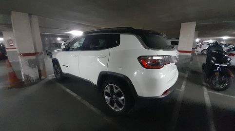 Foto 2 de Garatge en venda a Avinguda del Masnou, Les Planes, L'Hospitalet de Llobregat