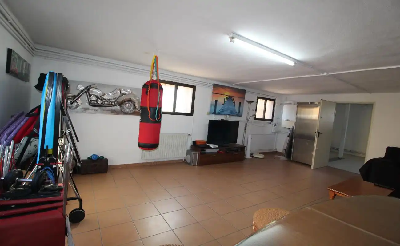 Casa o xalet en venda en L'Eliana amb Aire condicionat, Calefacció i Jardí privat