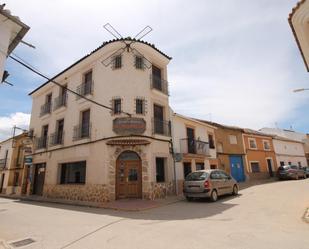 Vista exterior de Casa o xalet en venda en Castellar de Santiago amb Terrassa i Balcó