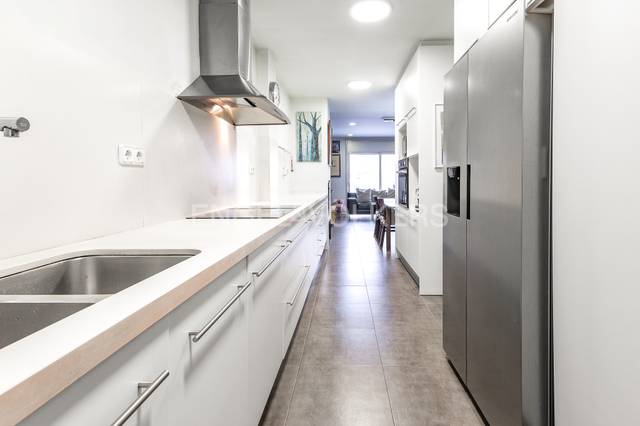 Casa-chalet en Venta en Vallparadís - Antic Poble de Sant Pere