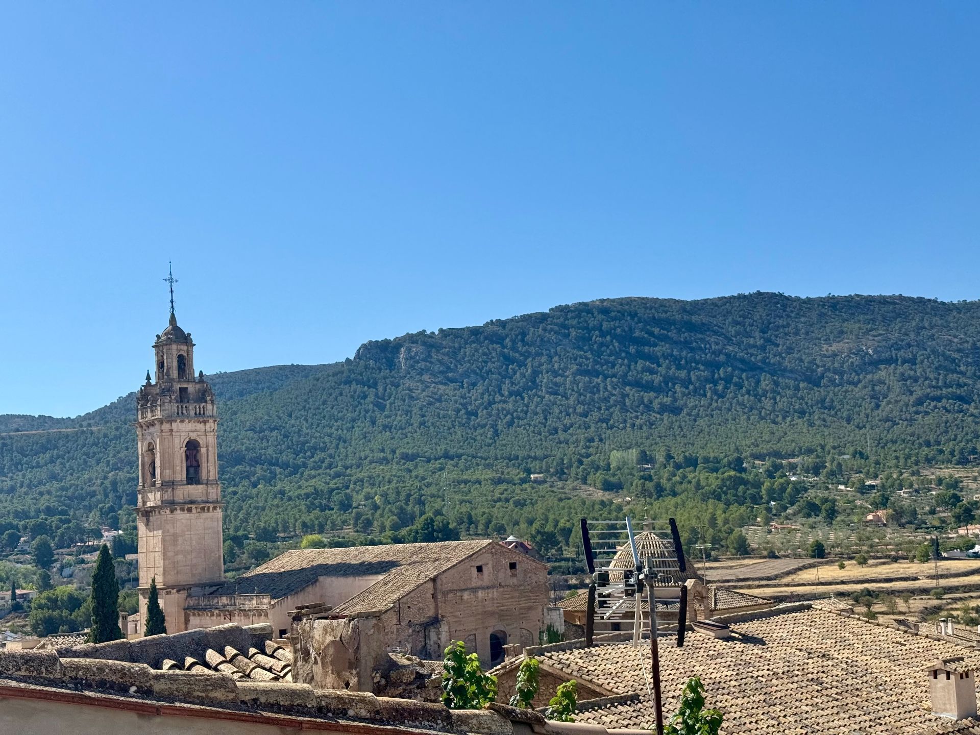 Vista exterior de Finca rústica en venda en Biar amb Terrassa i Traster