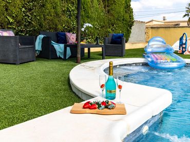 Chalet con balcón en venta en Los Conejos