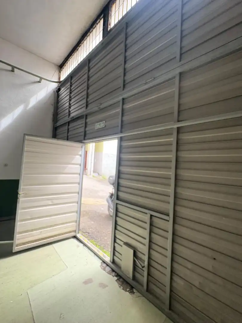 Local comercial de lloguer a CALLE IV, imagen 3