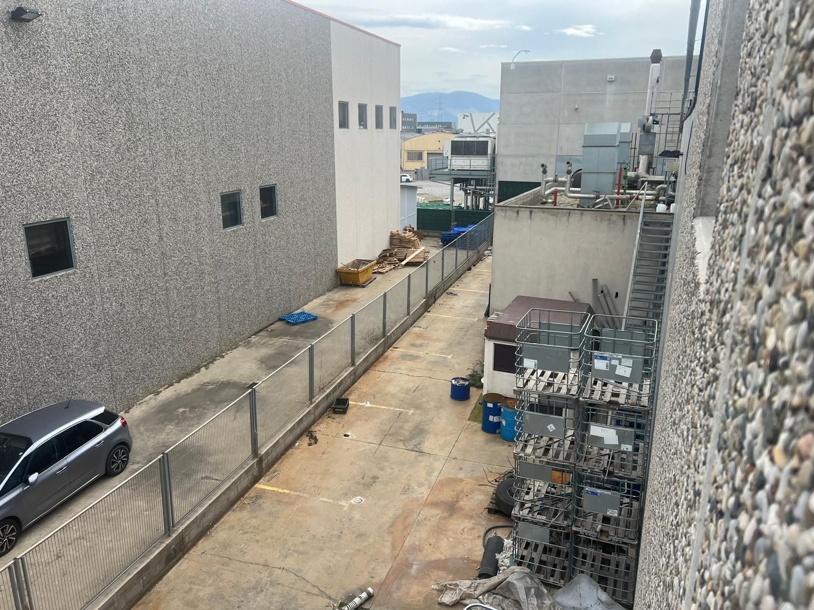 Terrassa de Nau industrial en venda en Santa Perpètua de Mogoda