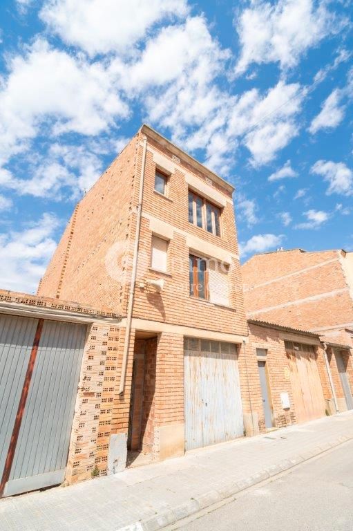 Vista exterior de Casa adosada en venda en Juneda