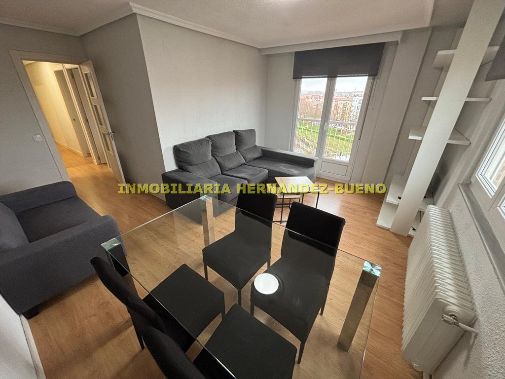 Sala de estar de Piso de alquiler en Salamanca Capital con Calefacción y Amueblado