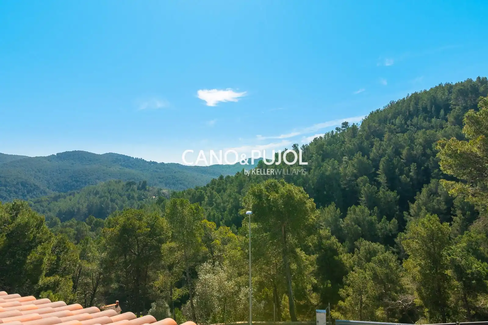 Casa o chalet en venta en Corbera de Llobregat con Calefacción, Terraza y Trastero