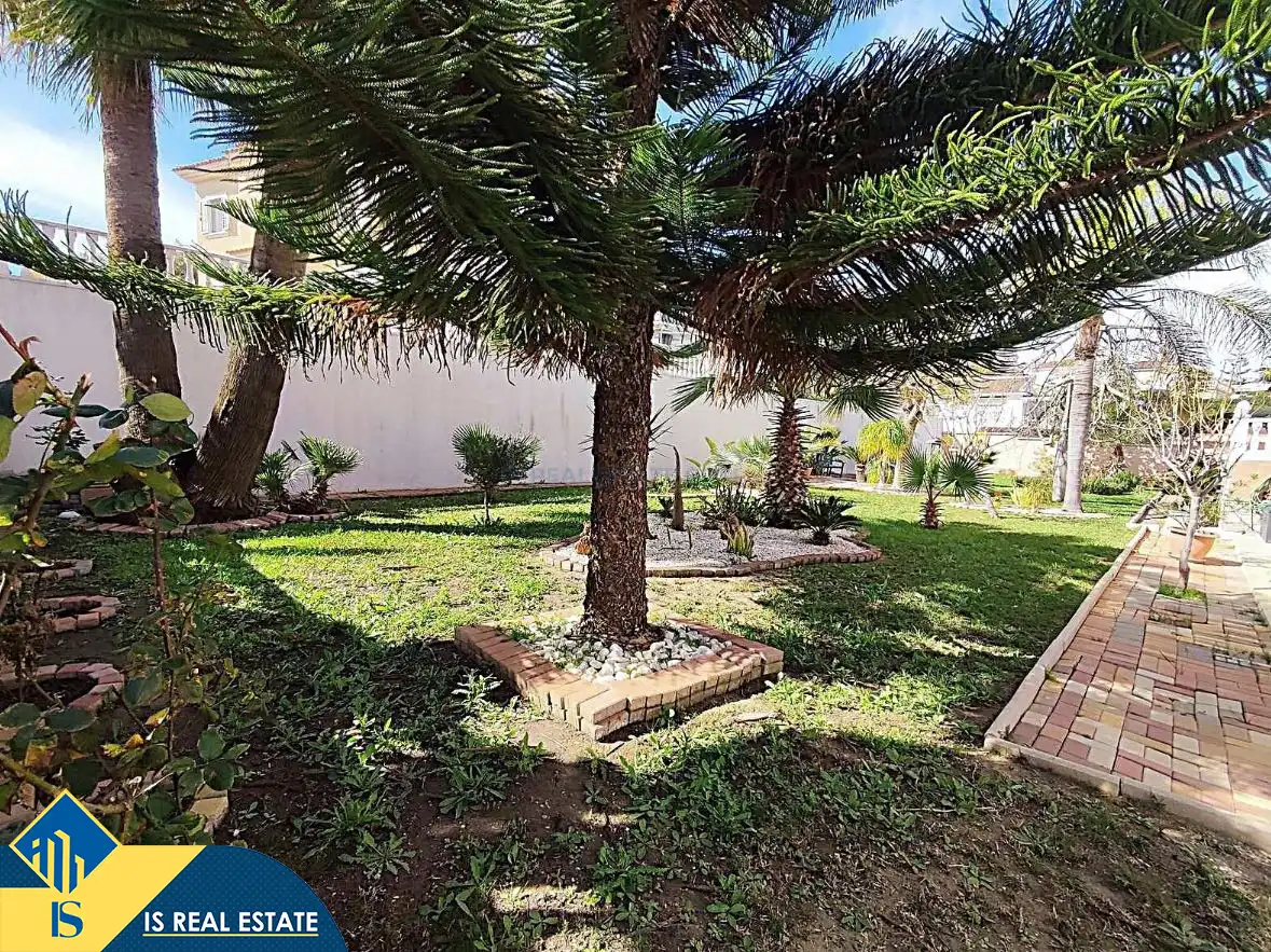 Chalet con piscina en venta en Los Balcones - Los Altos, imagen 46