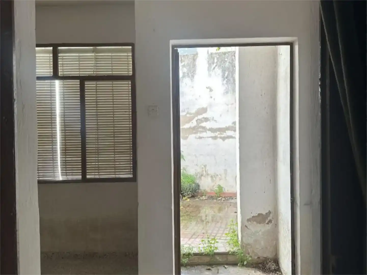 Casa adosada en venda en Mengíbar amb Balcó