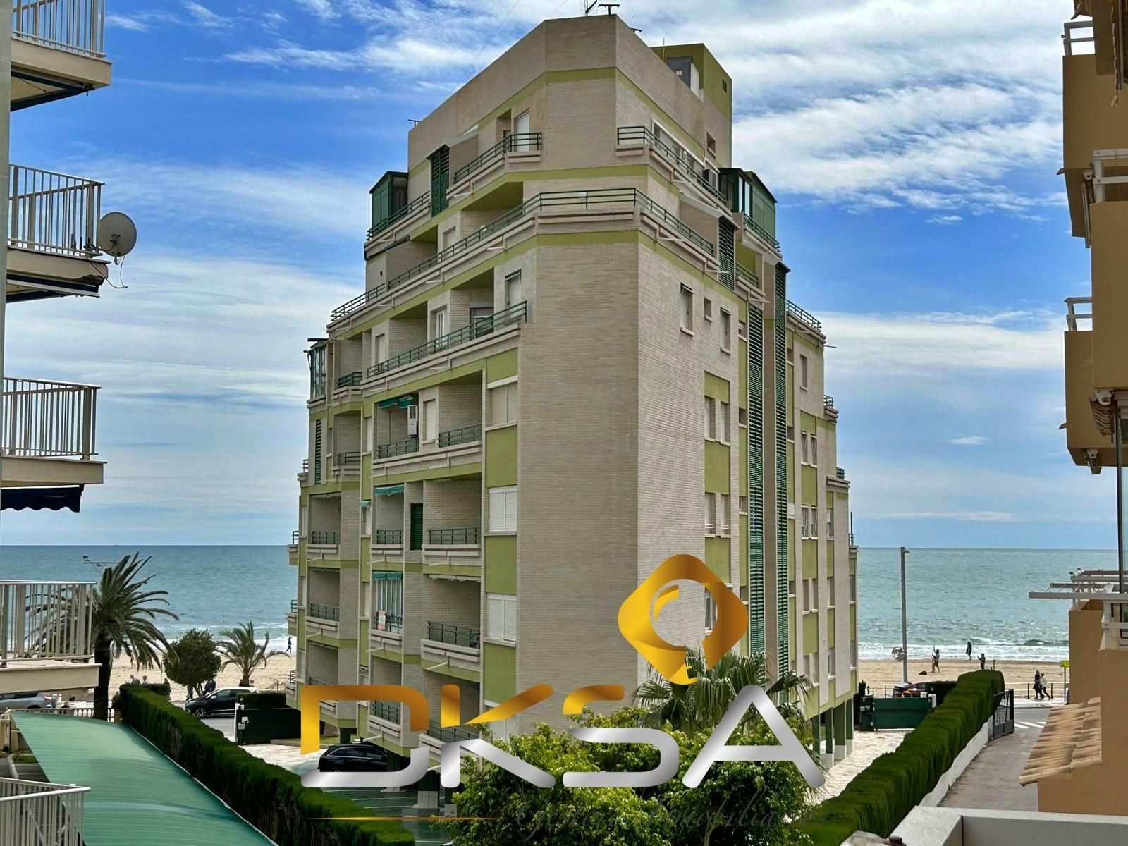Vista exterior de Apartament de lloguer en Oropesa del Mar / Orpesa amb Aire condicionat, Calefacció i Jardí privat