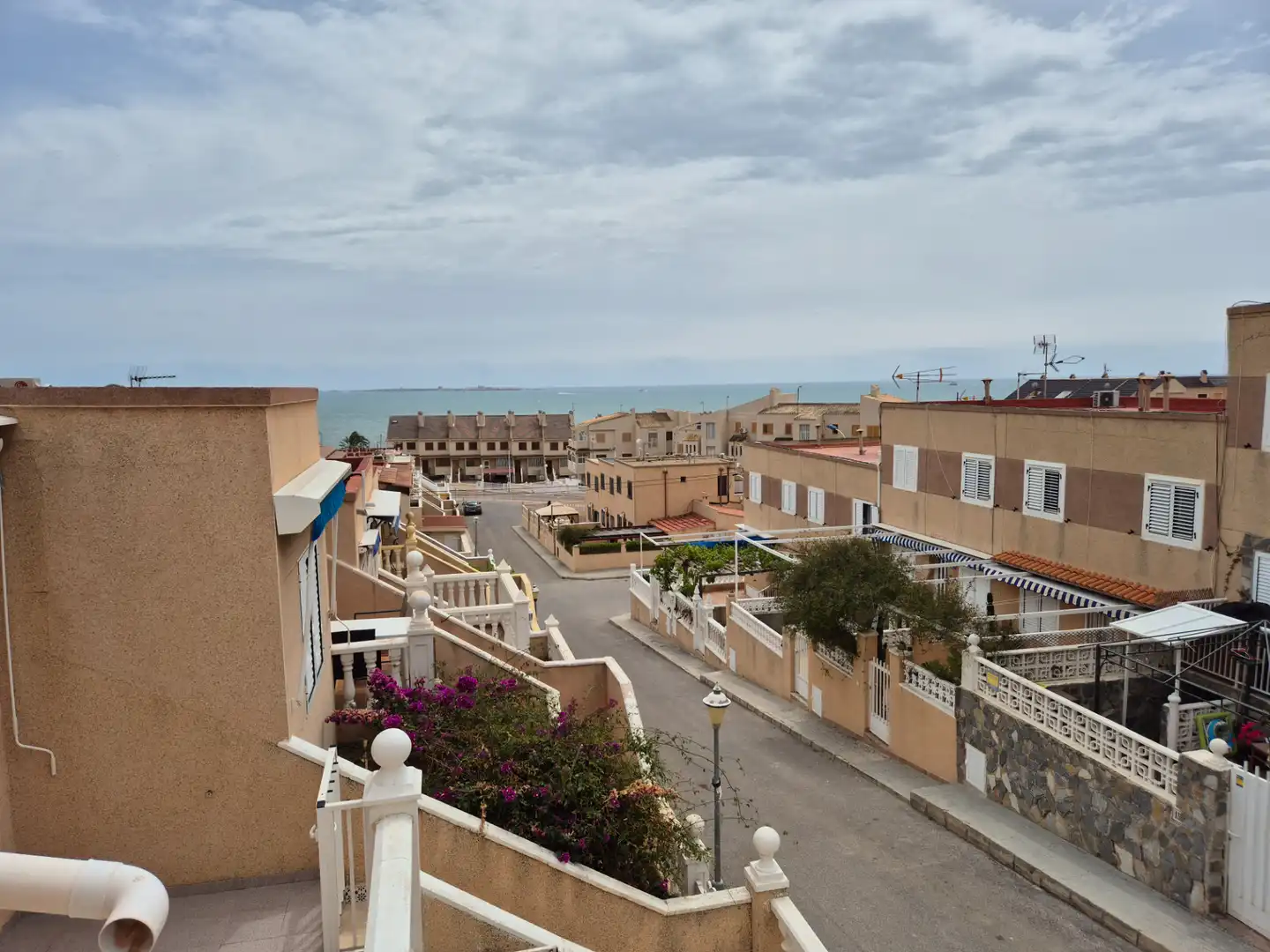Außenansicht von Wohnung zur Miete in Santa Pola mit Terrasse und Möbliert