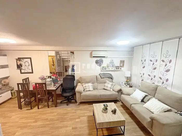 Living room of Houses for sale in Madrid  with Air Conditioner and Heating