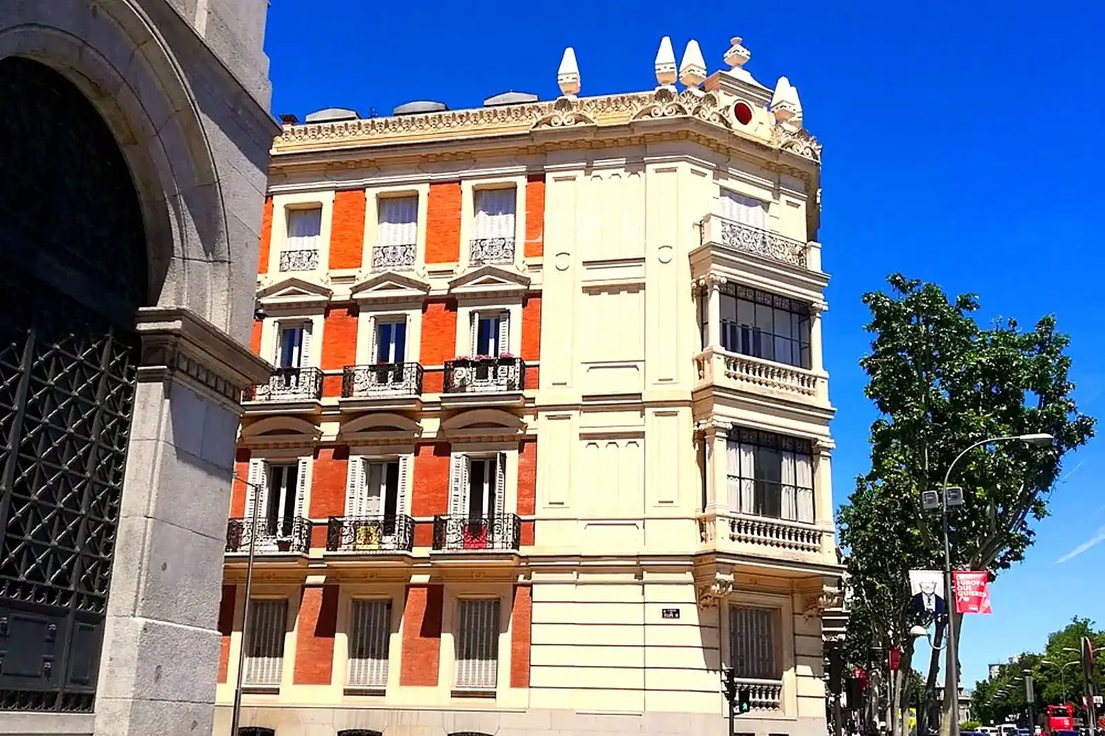 Exterior view of Flat for sale in Madrid  with Heating, Terrace and Storage room