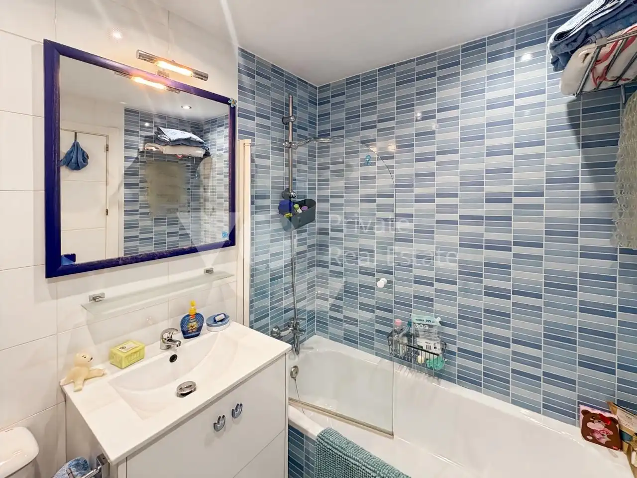 Baño de Planta baja en venta en Boadilla del Monte con Aire acondicionado, Calefacción y Jardín privado