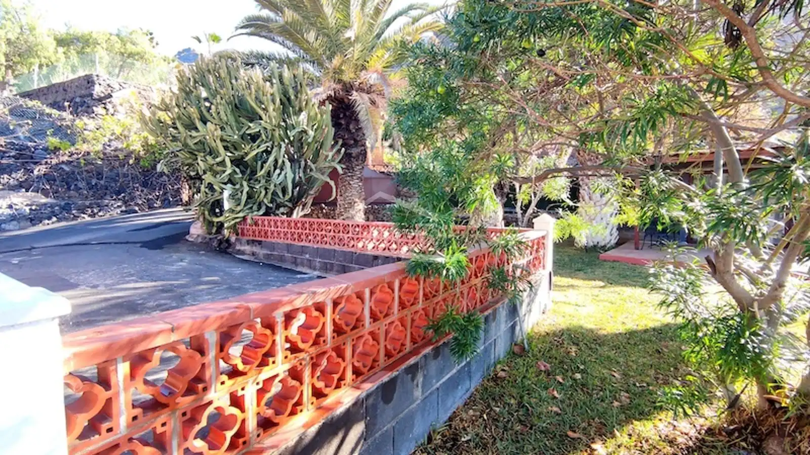 Jardí de Casa o xalet en venda en Santiago del Teide amb Jardí privat, Terrassa i Moblat