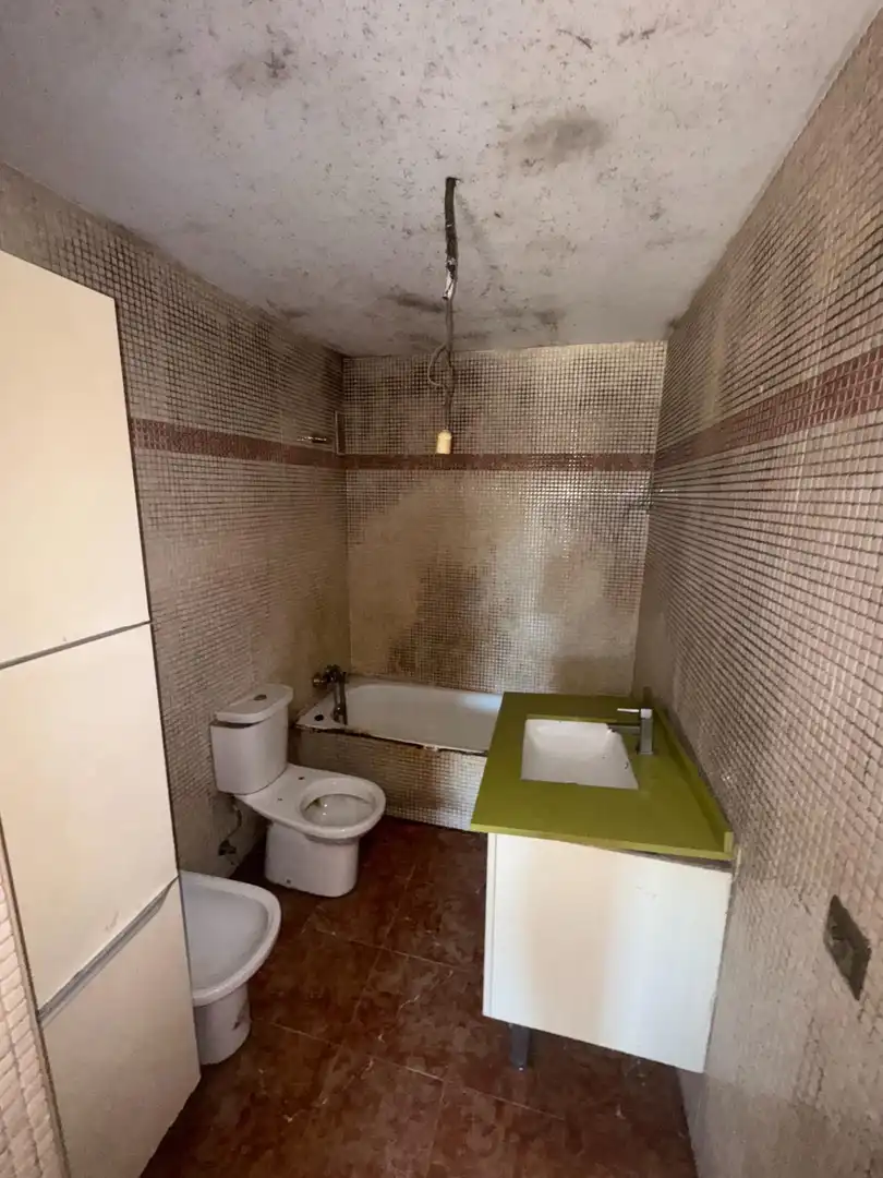 Ground floor for sale in Calle JOSE CARRION DE MULA, 8, San Alberto - La Alcubilla - Florisol