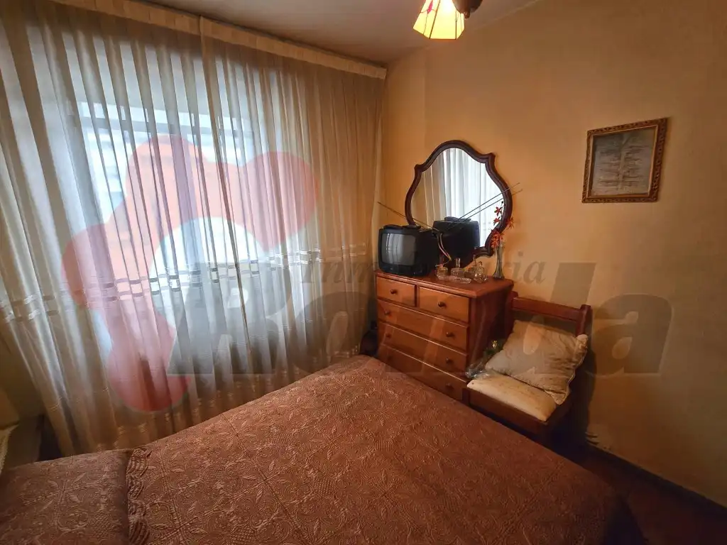 Habitación de Casa adosada en venta en Lugo