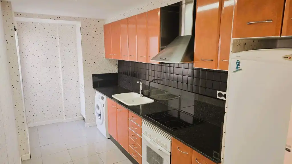 Küche von Wohnung zum Verkauf in Valencia mit Klimaanlage, Möbliert und Ofen
