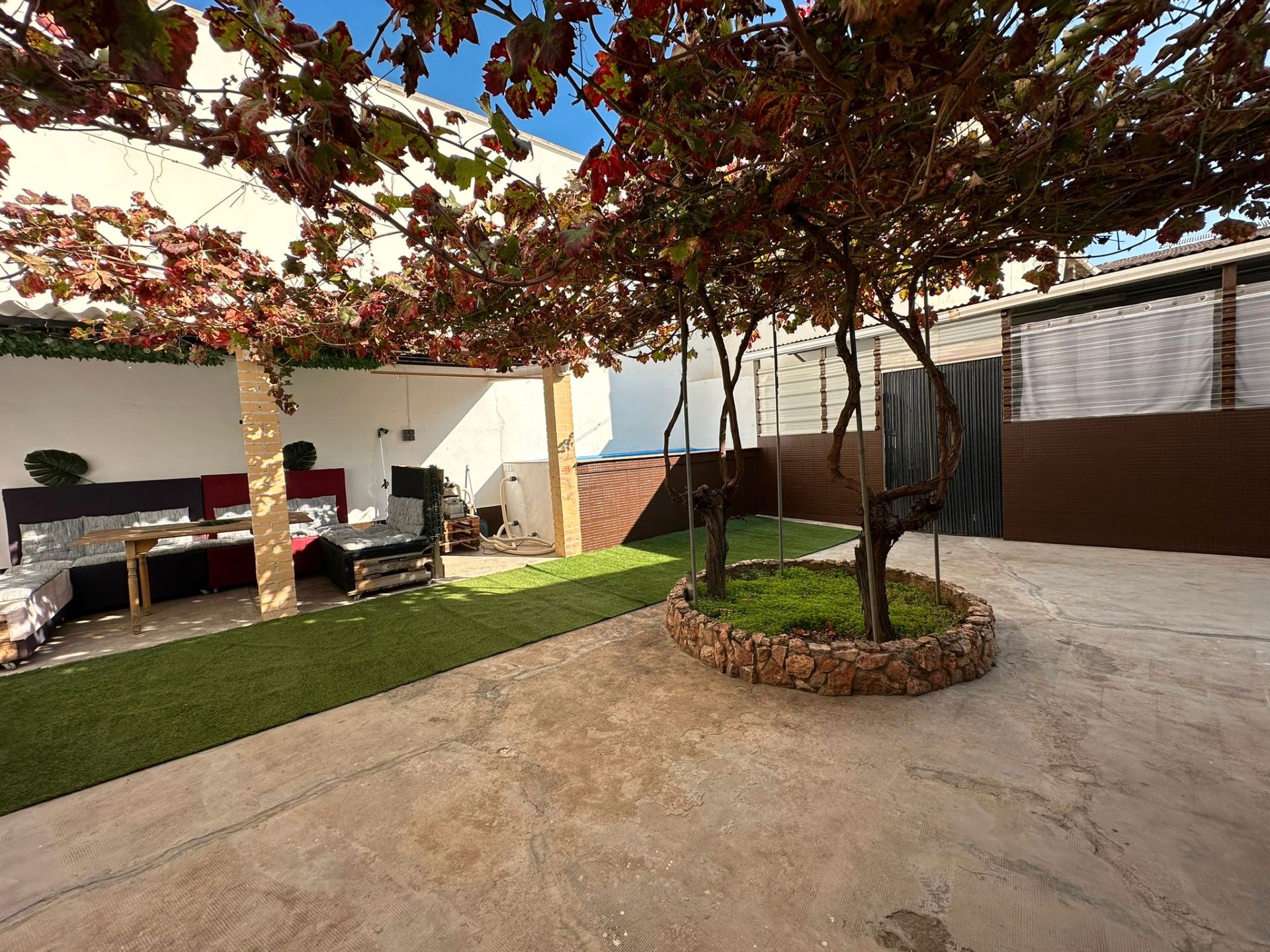 Terrace of House or chalet for sale in Tomelloso  with Heating and Swimming Pool