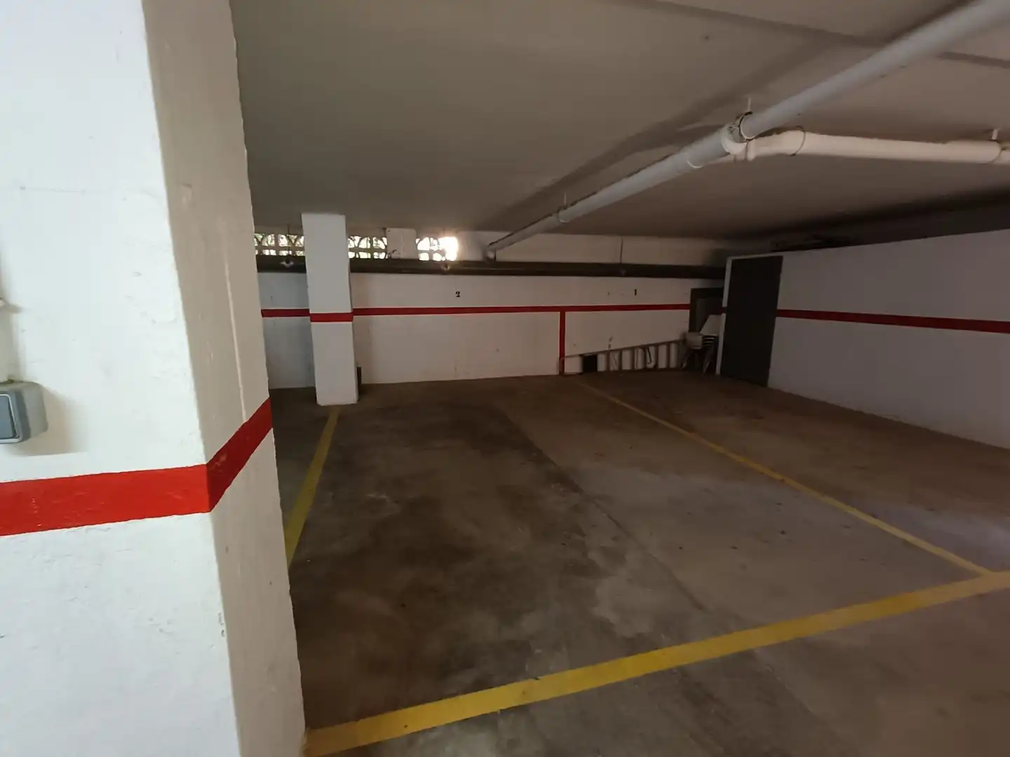 Parking de Piso de alquiler en Sueca con Amueblado y Piscina comunitaria