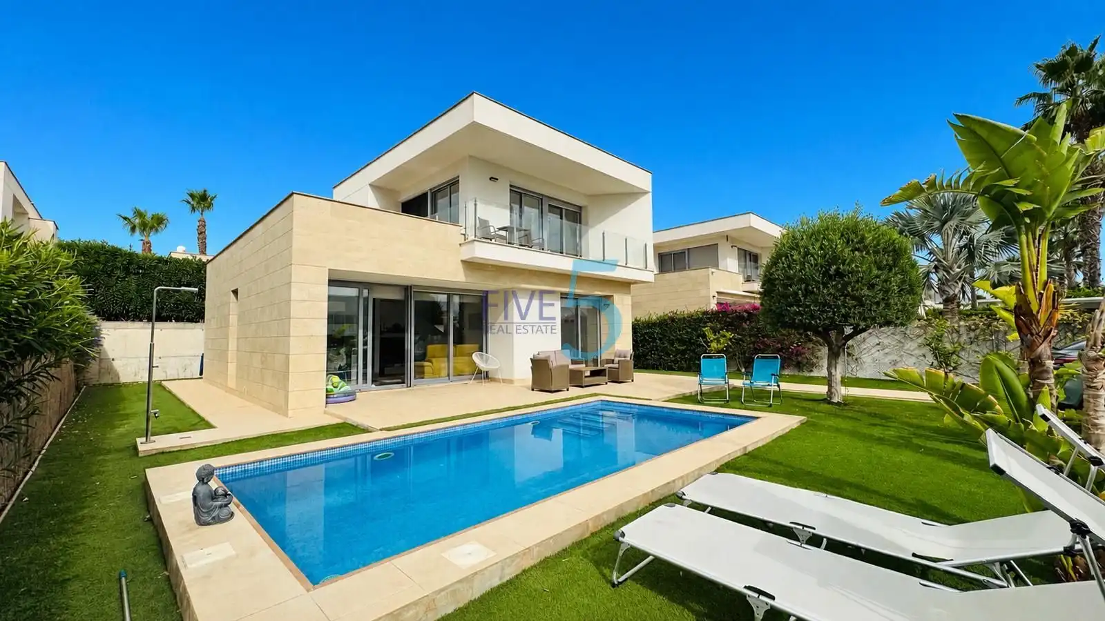 Casa con terraza en venta en Desamparados - Hurchillo - Torremendo