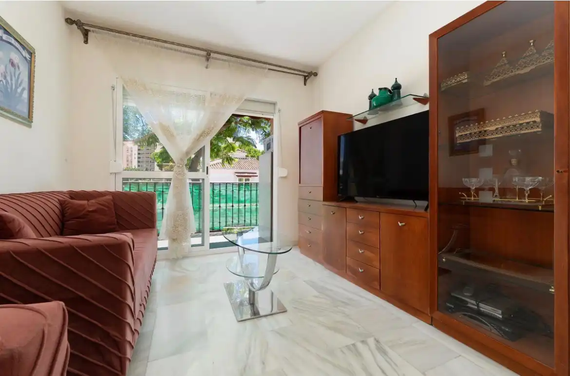 Apartamento con ascensor en venta en Puerto Deportivo, imagen 3