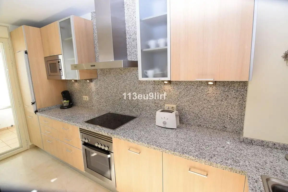 Cocina de Casa adosada de alquiler en Mijas con Aire acondicionado, Calefacción y Jardín privado