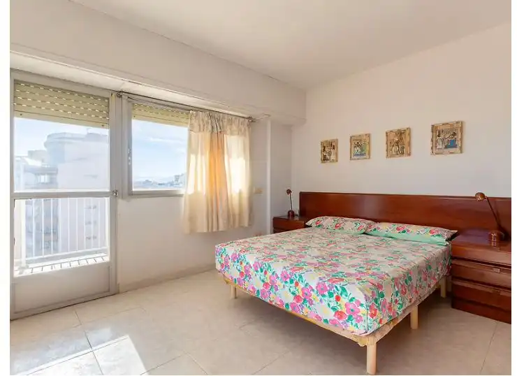 Dormitori de Apartament en venda en Gandia amb Terrassa i Moblat
