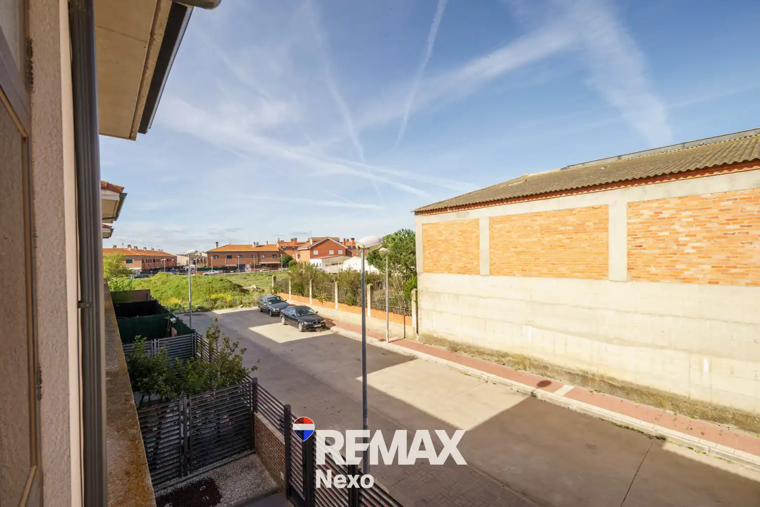 Vista exterior de Casa adosada en venta en Cigales con Calefacción, Jardín privado y Terraza