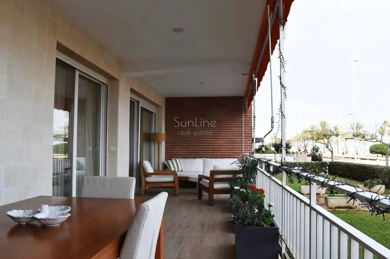 Terrasse von Wohnung zum Verkauf in Gandia mit Klimaanlage, Terrasse und Möbliert
