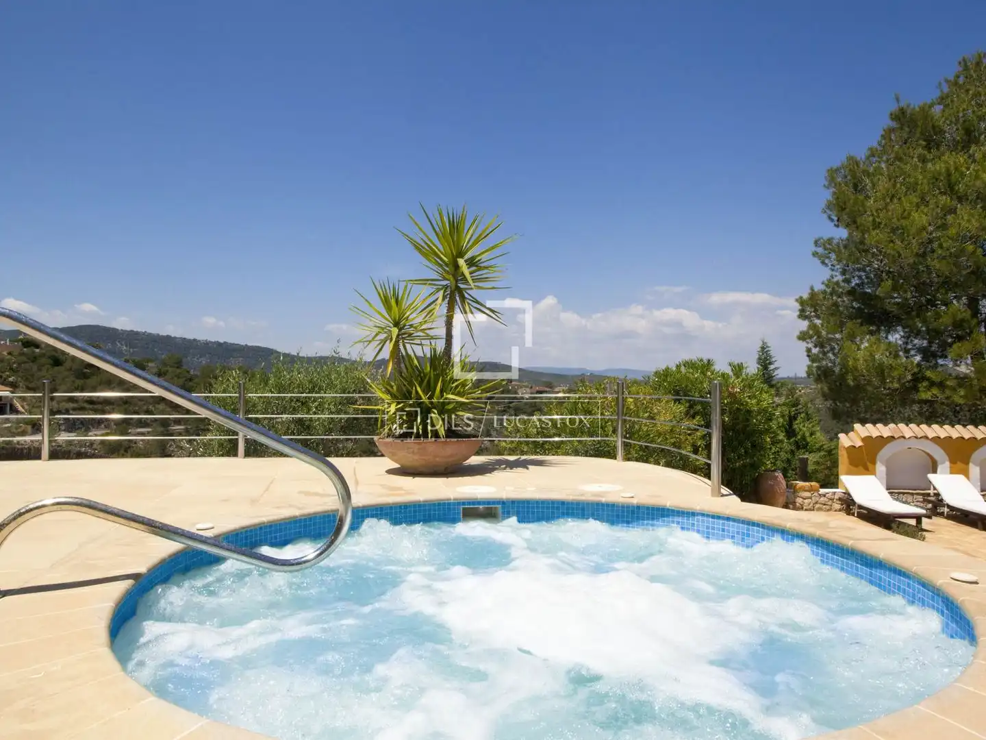 Piscina de Finca rústica en venta en Canyelles con Aire acondicionado, Calefacción y Jardín privado