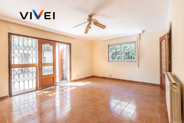 Casa adosada en Venta en Calle de la Laguna en Aluche