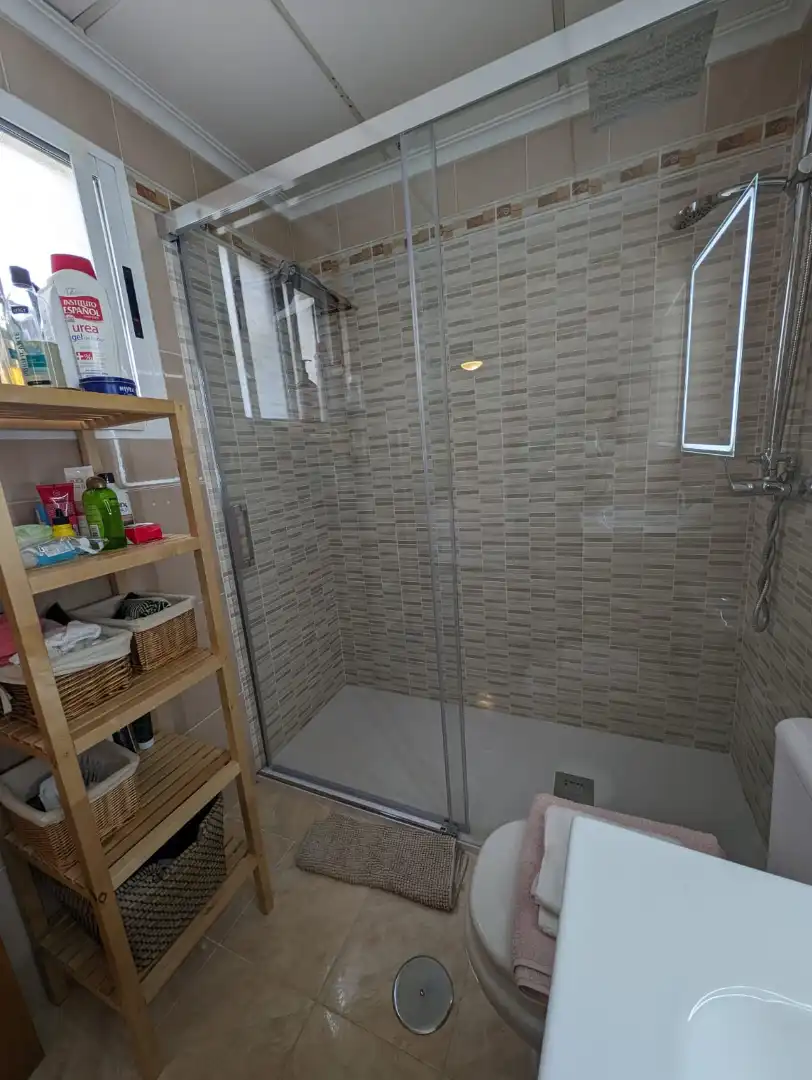 Baño de Piso de alquiler en San Vicente del Raspeig / Sant Vicent del Raspeig con Aire acondicionado, Calefacción y Terraza